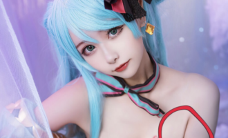 Momoko葵葵初音未来、赝造魔女七罪和碧蓝航线